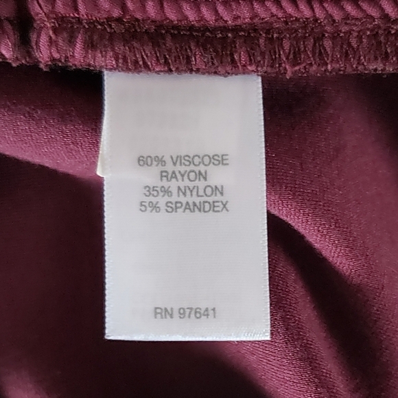 J. Jill Pointe Pull On Burgundy Maroon Purple Skirt Size Medium - Picture 6 of 7